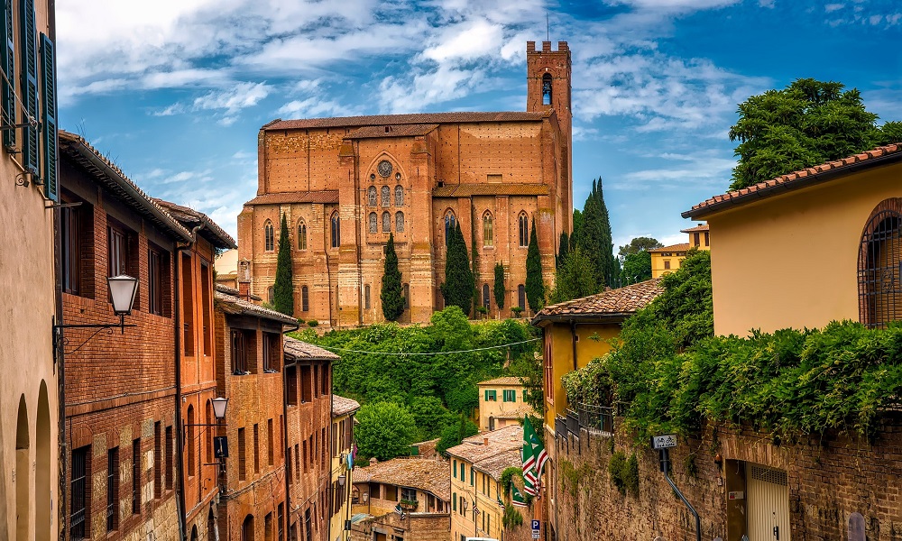 San Gimignano  un altro angolo d'Italia difficile da dimenticare